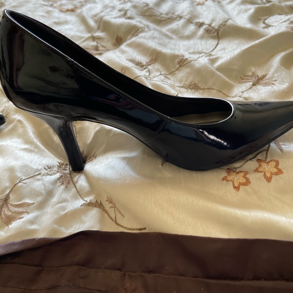 Black heels